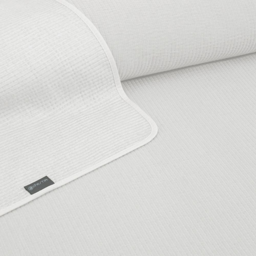 Colcha Piqué Hotel de Rayas Blanca en...